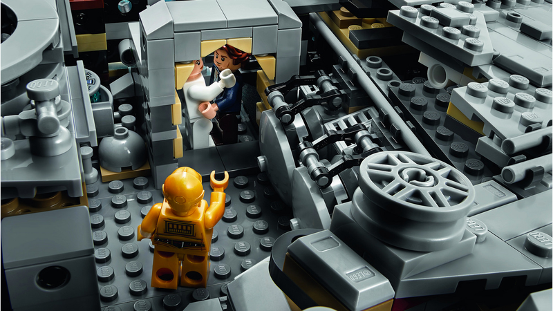 Illustration for article titled This 7,541-Piece Millennium Falcon Is the Largest, Most Desirable Lego Set Ever Created